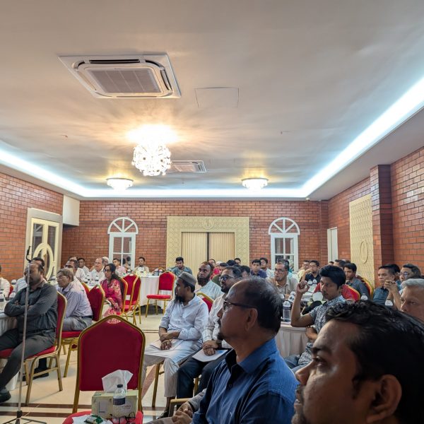 PXL_20250823_101256533.NIGHT